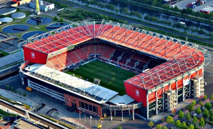 AZ – FC Antwerp in Enschede