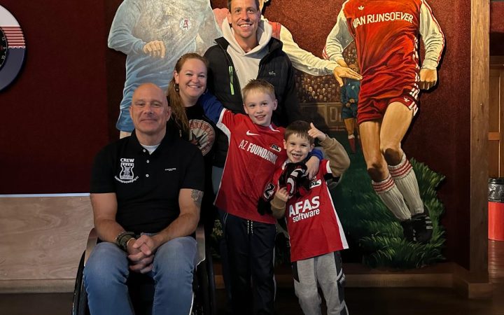 Een zeer speciale gast was aanwezig bij AZ – Telstar